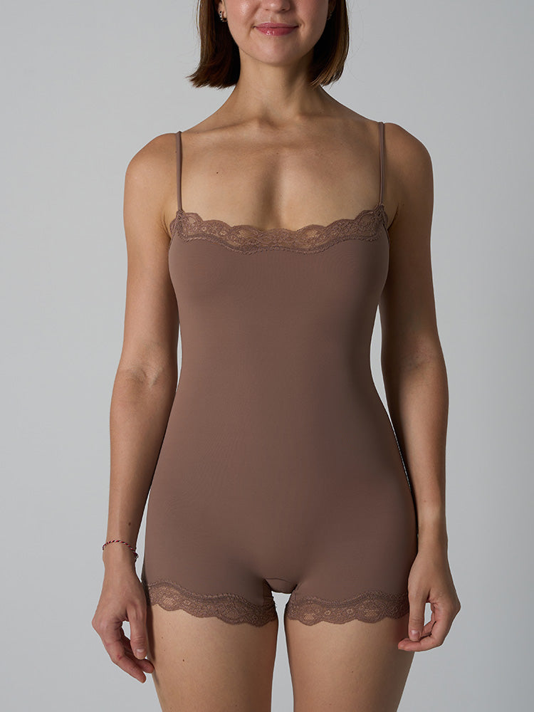 Hoopoe – Comfort and Practicality Seamless Lace Bodysuit