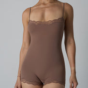 Hoopoe – Comfort and Practicality Seamless Lace Bodysuit