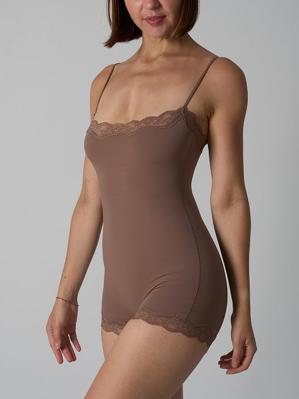 Hoopoe – Comfort and Practicality Seamless Lace Bodysuit